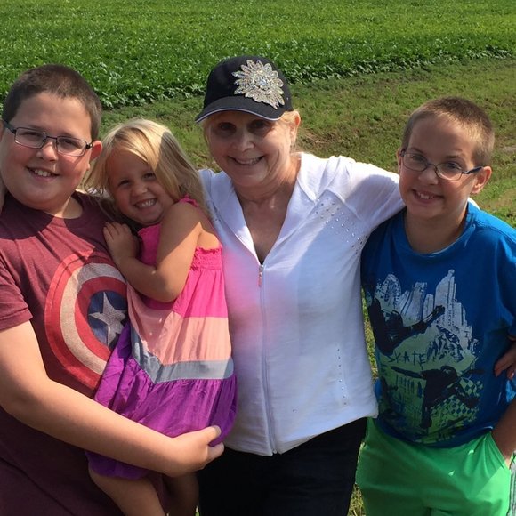 Meet your Posher, Barb - Picture 1 of 1